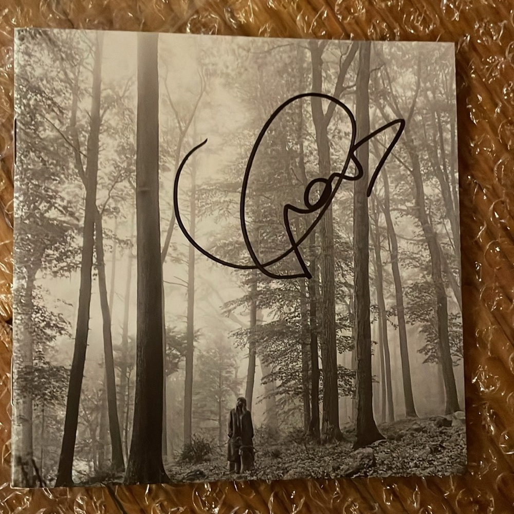 SOLD DO NOT BUY Taylor Swift signed Folklore cd - Picture 1 of 6